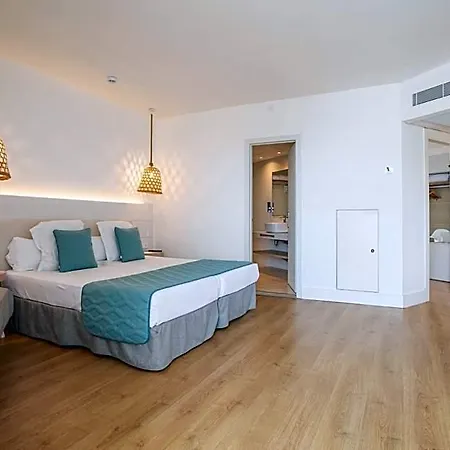 Szálloda Leonardo Royal Ibiza Santa Eulalia